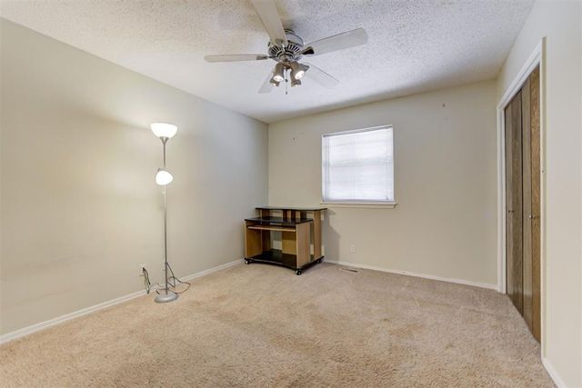 1825 N Oakhill Road, Bethany, OK 73008