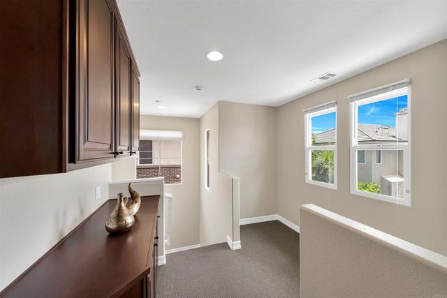 10512 Hollingsworth Way, San Diego, CA 92127