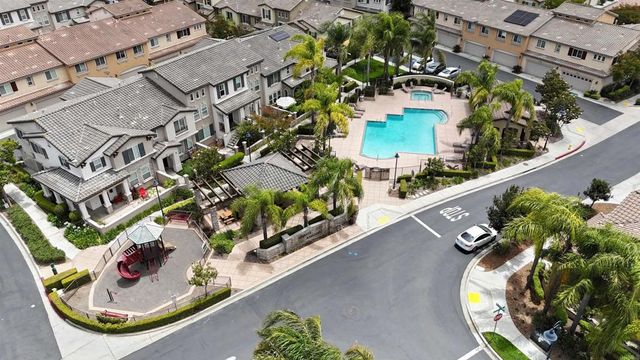 10512 Hollingsworth Way, San Diego, CA 92127