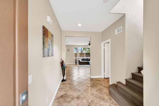 10512 Hollingsworth Way, San Diego, CA 92127