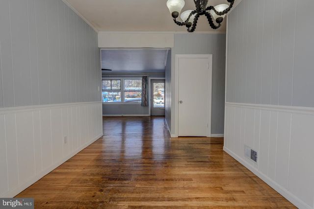 4 ROSANNE LN, Rockville, MD 20851