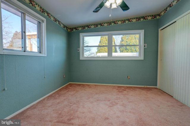 4 ROSANNE LN, Rockville, MD 20851