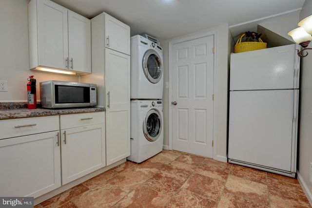 4 ROSANNE LN, Rockville, MD 20851