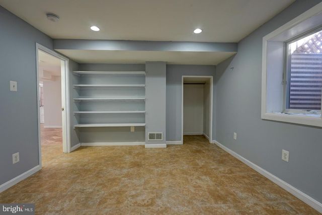 4 ROSANNE LN, Rockville, MD 20851
