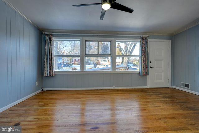 4 ROSANNE LN, Rockville, MD 20851