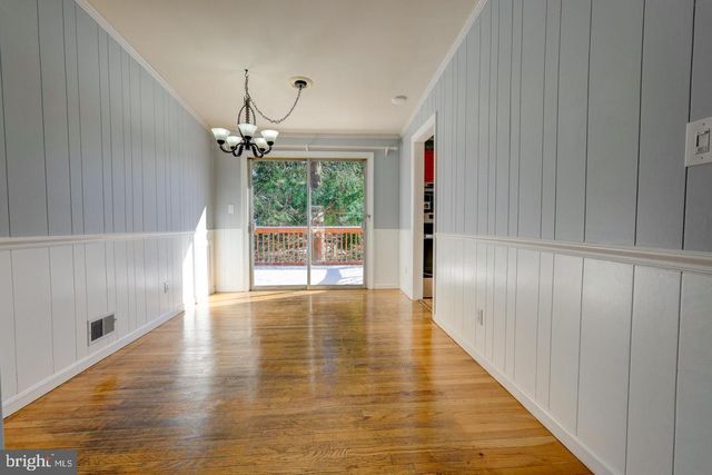 4 ROSANNE LN, Rockville, MD 20851