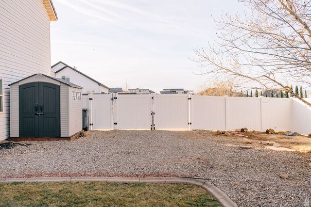 3066 S KINGS COURT LN, Washington, UT 84780