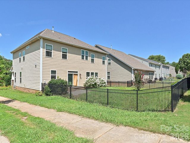 2019 Silverwood Drive 809, Waxhaw, NC 28173