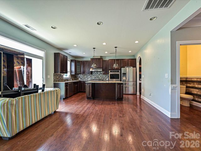 2019 Silverwood Drive 809, Waxhaw, NC 28173