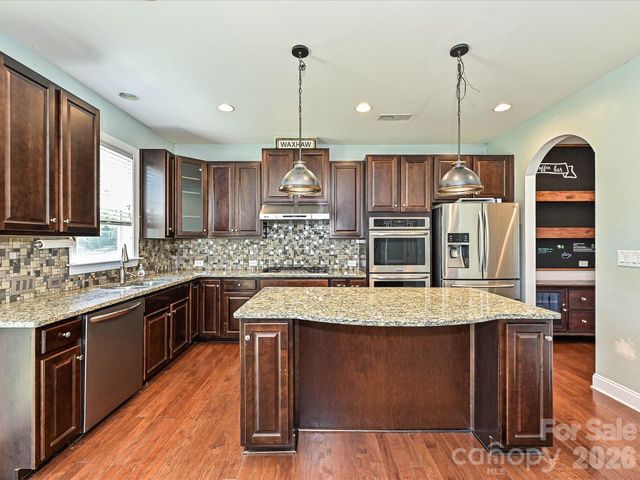 2019 Silverwood Drive 809, Waxhaw, NC 28173