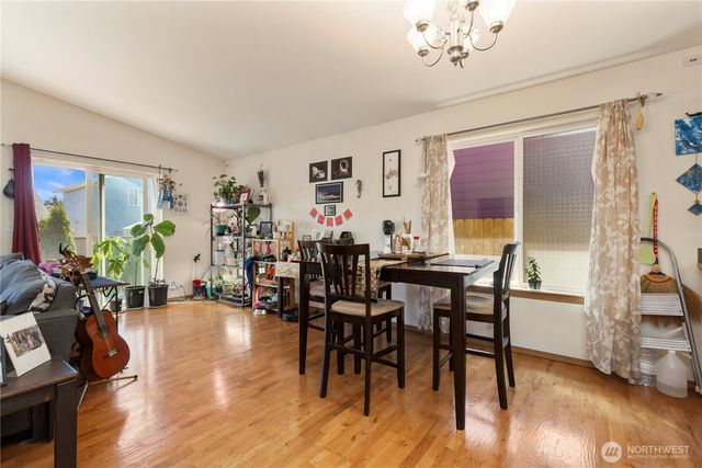 1379 NE Big Berry Loop, Oak Harbor, WA 98277