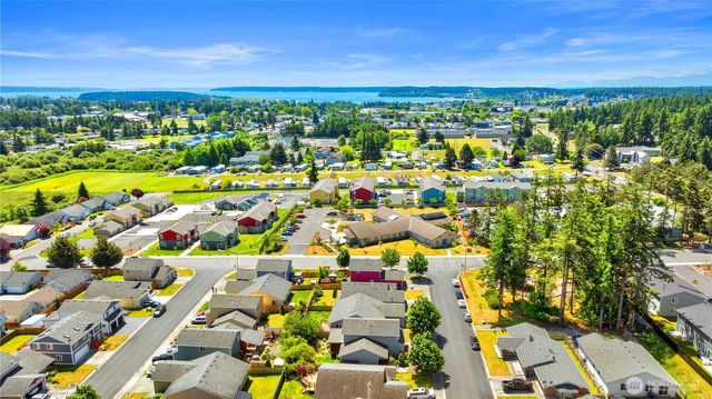 1379 NE Big Berry Loop, Oak Harbor, WA 98277