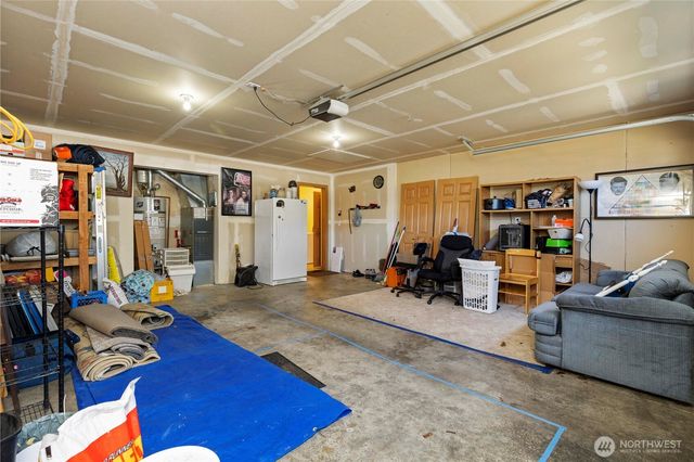 1379 NE Big Berry Loop, Oak Harbor, WA 98277