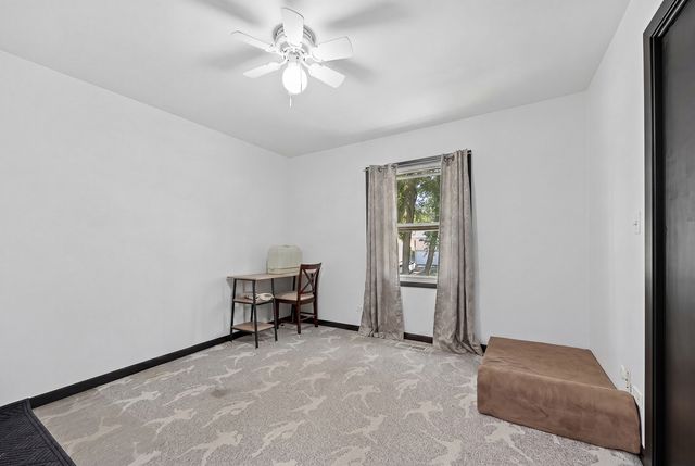 313 Bedford Road, Bolingbrook, IL 60440