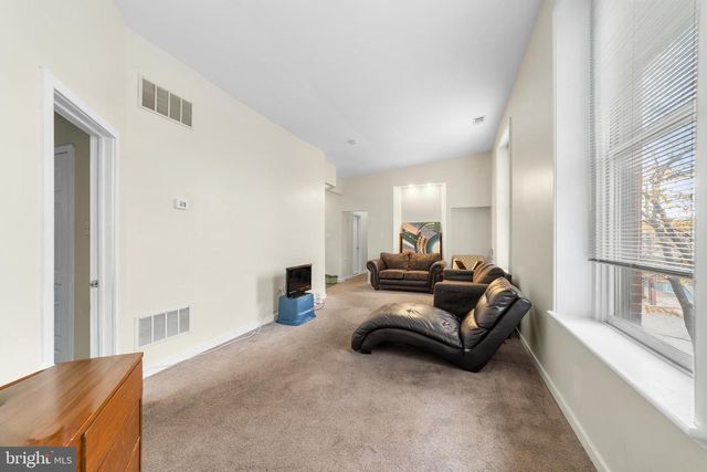 601 BERKLEY ST, Camden, NJ 08103