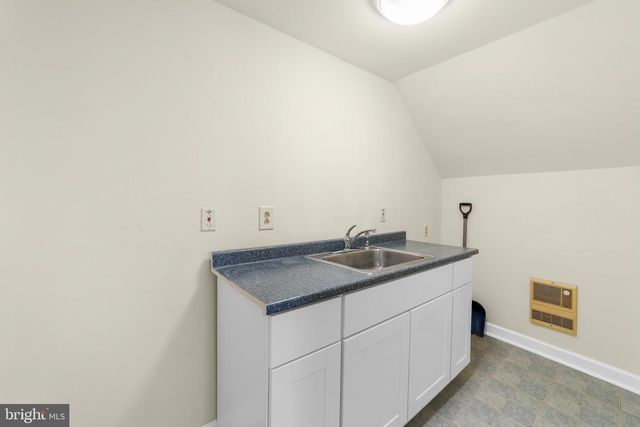 601 BERKLEY ST, Camden, NJ 08103