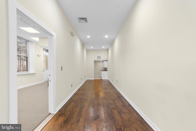 601 BERKLEY ST, Camden, NJ 08103