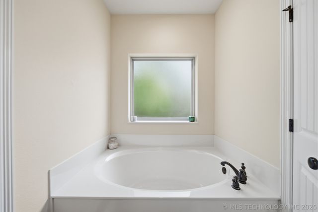 118 Cornerstone Court, Sapulpa, OK 74066