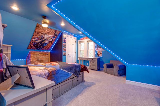 1435 E Walnut Street, Springfield, MO 65802