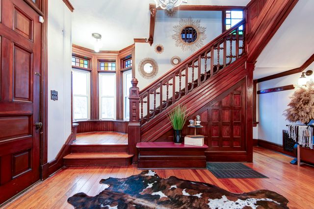 1435 E Walnut Street, Springfield, MO 65802