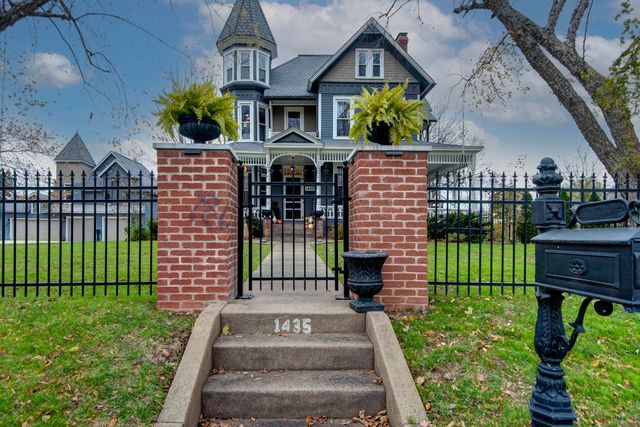 1435 E Walnut Street, Springfield, MO 65802