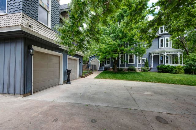 1435 E Walnut Street, Springfield, MO 65802