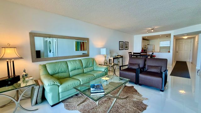 4200 N Hwy A1a 614, Fort Pierce, FL 34949