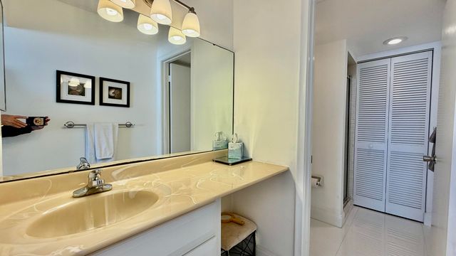 4200 N Hwy A1a 614, Fort Pierce, FL 34949