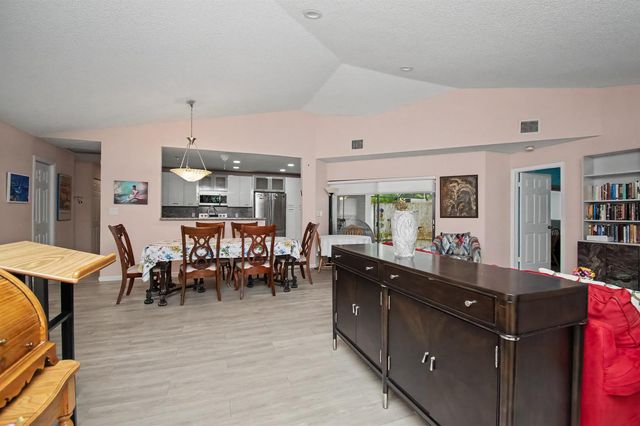 7986 Palacio Del Mar Drive, Boca Raton, FL 33433