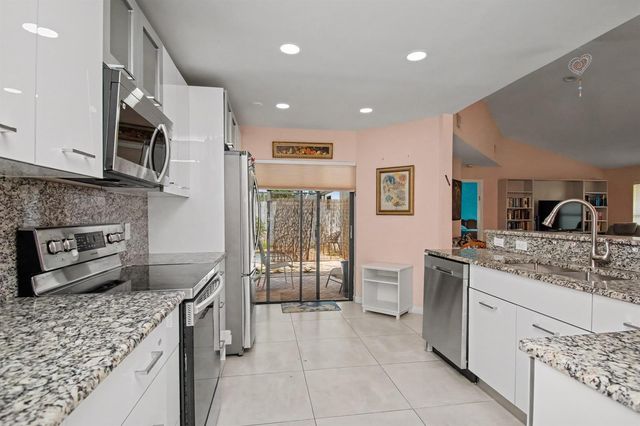 7986 Palacio Del Mar Drive, Boca Raton, FL 33433