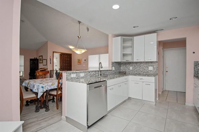 7986 Palacio Del Mar Drive, Boca Raton, FL 33433