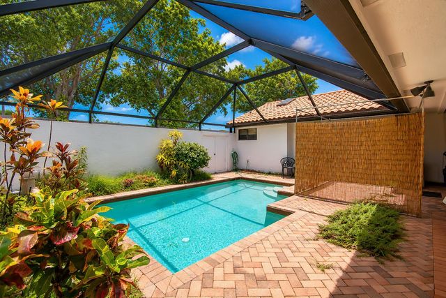 7986 Palacio Del Mar Drive, Boca Raton, FL 33433