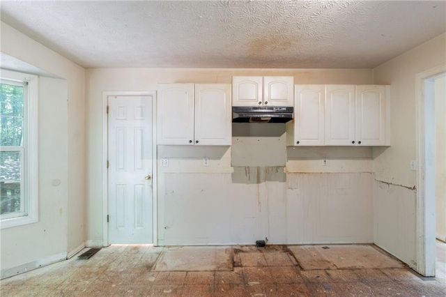 3930 Pine Tree Lane, Gainesville, GA 30501