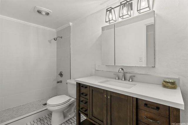 44-150 Kou Place 2204, Kaneohe, HI 96744
