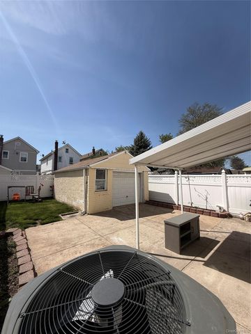 94-46 226th Street, Floral Park, NY 11001