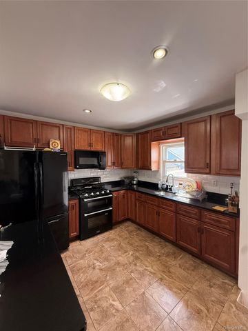 94-46 226th Street, Floral Park, NY 11001