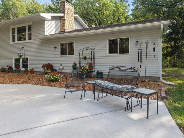 11397 274th Avenue NW, Zimmerman, MN 55398