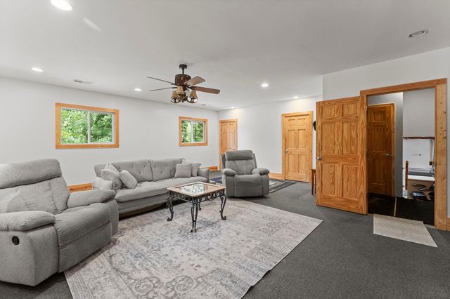 11397 274th Avenue NW, Zimmerman, MN 55398