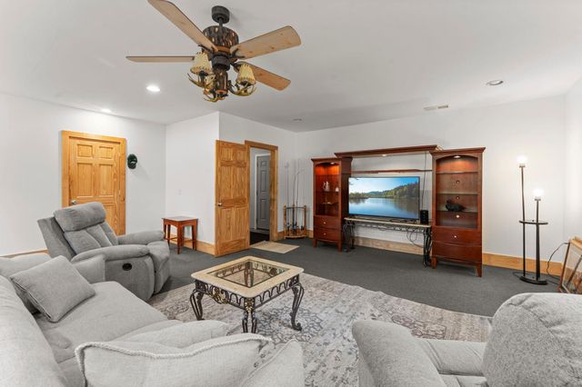 11397 274th Avenue NW, Zimmerman, MN 55398