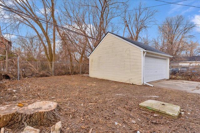 15213 Mettetal Street, Detroit, MI 48227