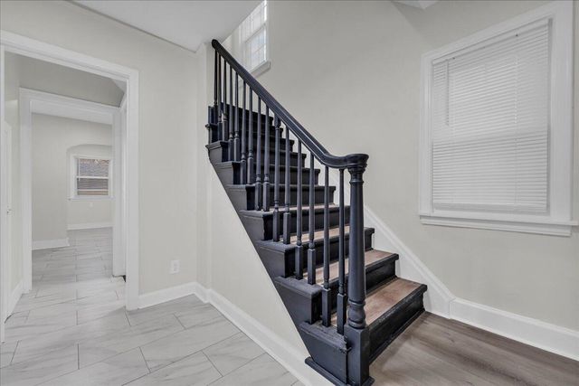 15213 Mettetal Street, Detroit, MI 48227