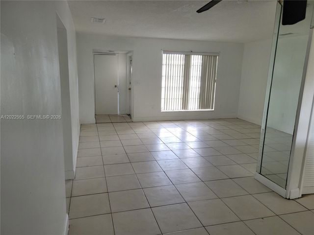 8300 NW 26th Pl 0, Sunrise, FL 33322