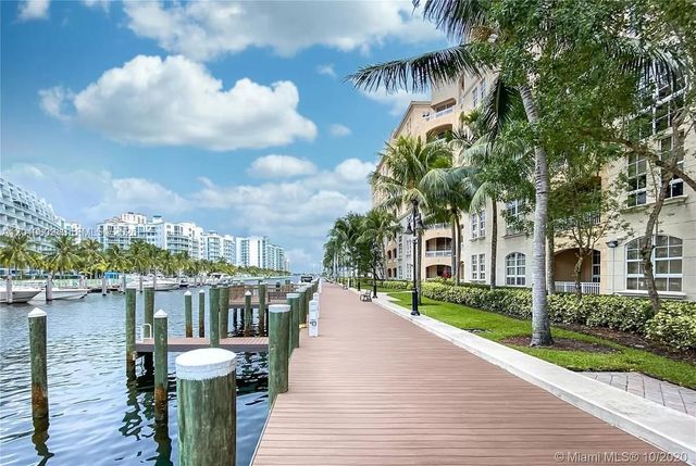 3001 NE 185th St 123, Aventura, FL 33180