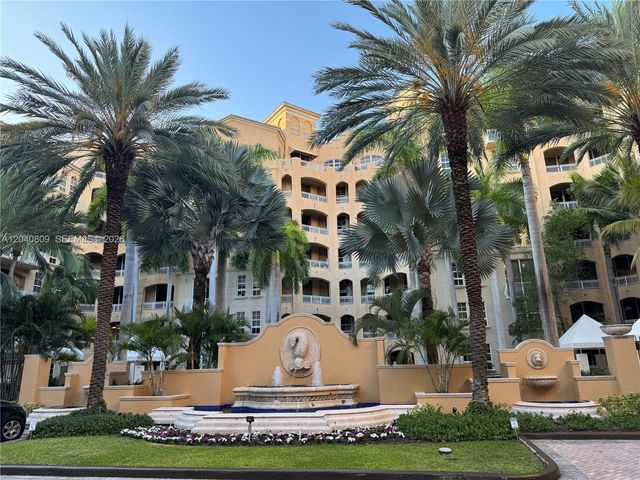 3001 NE 185th St 123, Aventura, FL 33180