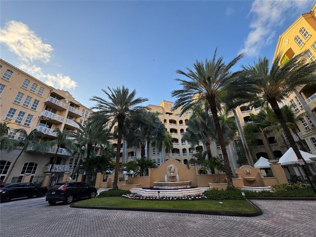 3001 NE 185th St 123, Aventura, FL 33180