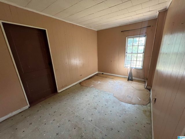 2809 PARKLAWN AVENUE SW, Birmingham, AL 35211