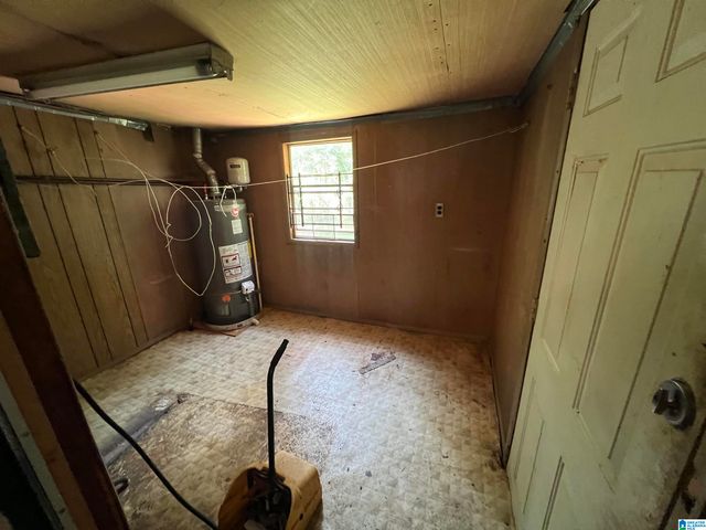 2809 PARKLAWN AVENUE SW, Birmingham, AL 35211