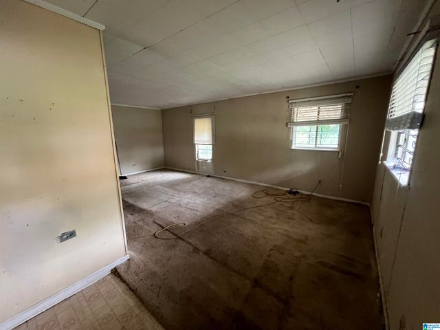 2809 PARKLAWN AVENUE SW, Birmingham, AL 35211