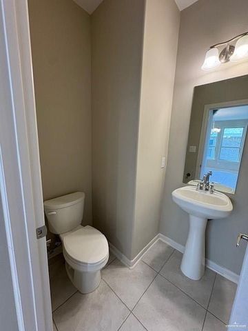 1404 E Sonador Drive S, Edinburg, TX 78542