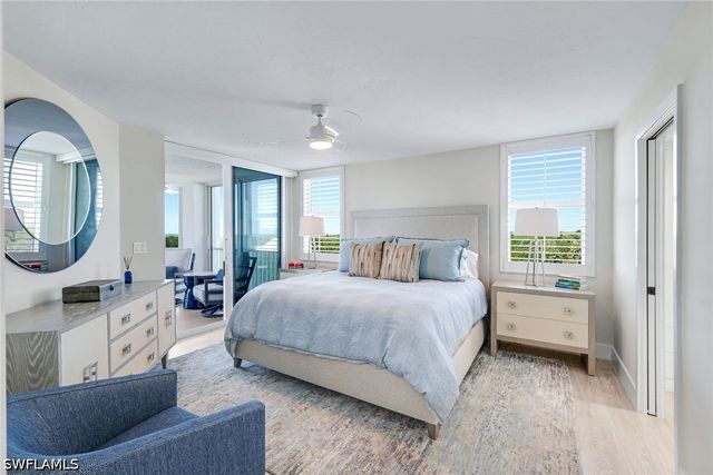 6101 Pelican Bay BLVD 305, Naples, FL 34108